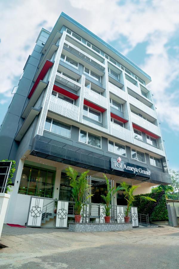 Hotel Tgi Ameya Grand Panaji Zewnętrze zdjęcie