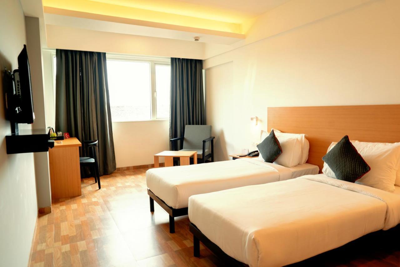 Hotel Tgi Ameya Grand Panaji Zewnętrze zdjęcie